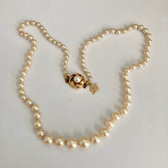 Vtg Danecraft Cream Glass Pearl Necklace 18" Hand Knot Vermeil Sterling Clasp - Picture 5 of 12